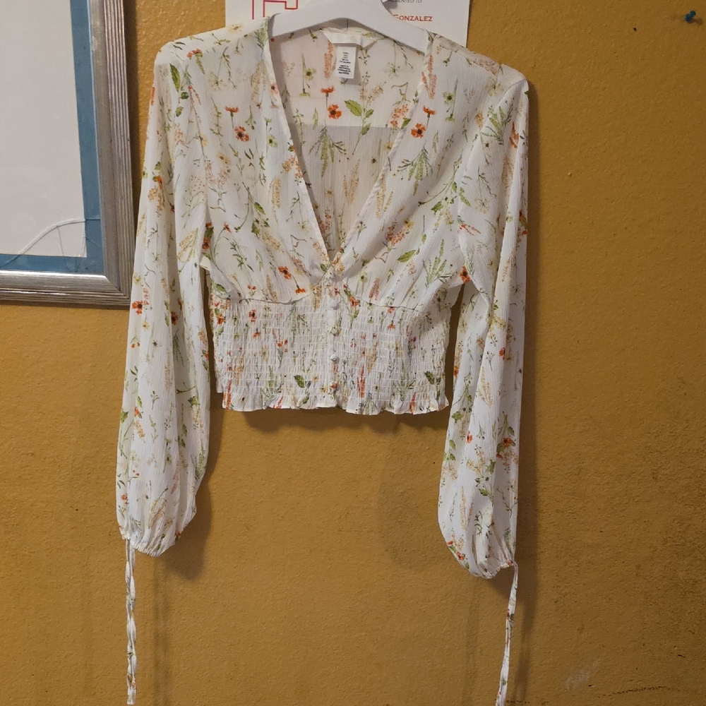 H&M White Floral Smocked Blouse